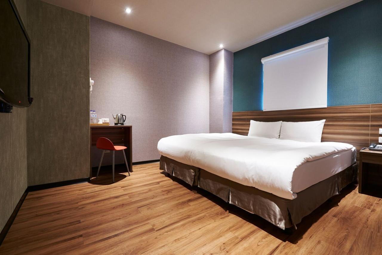 Tomorrow Hotel Тайбэй Экстерьер фото